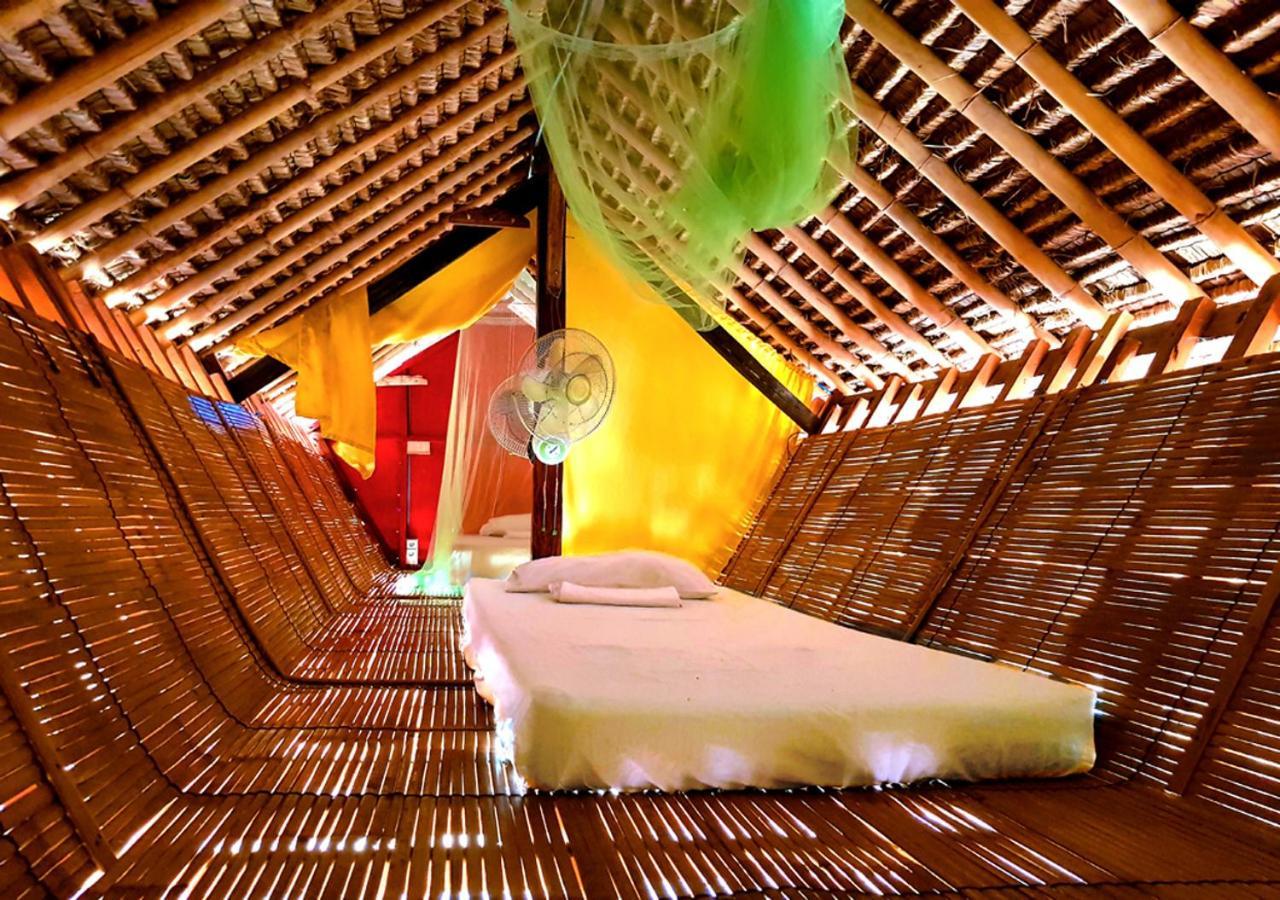 The Rabbit Tree Hostel Gili Meno Exterior foto