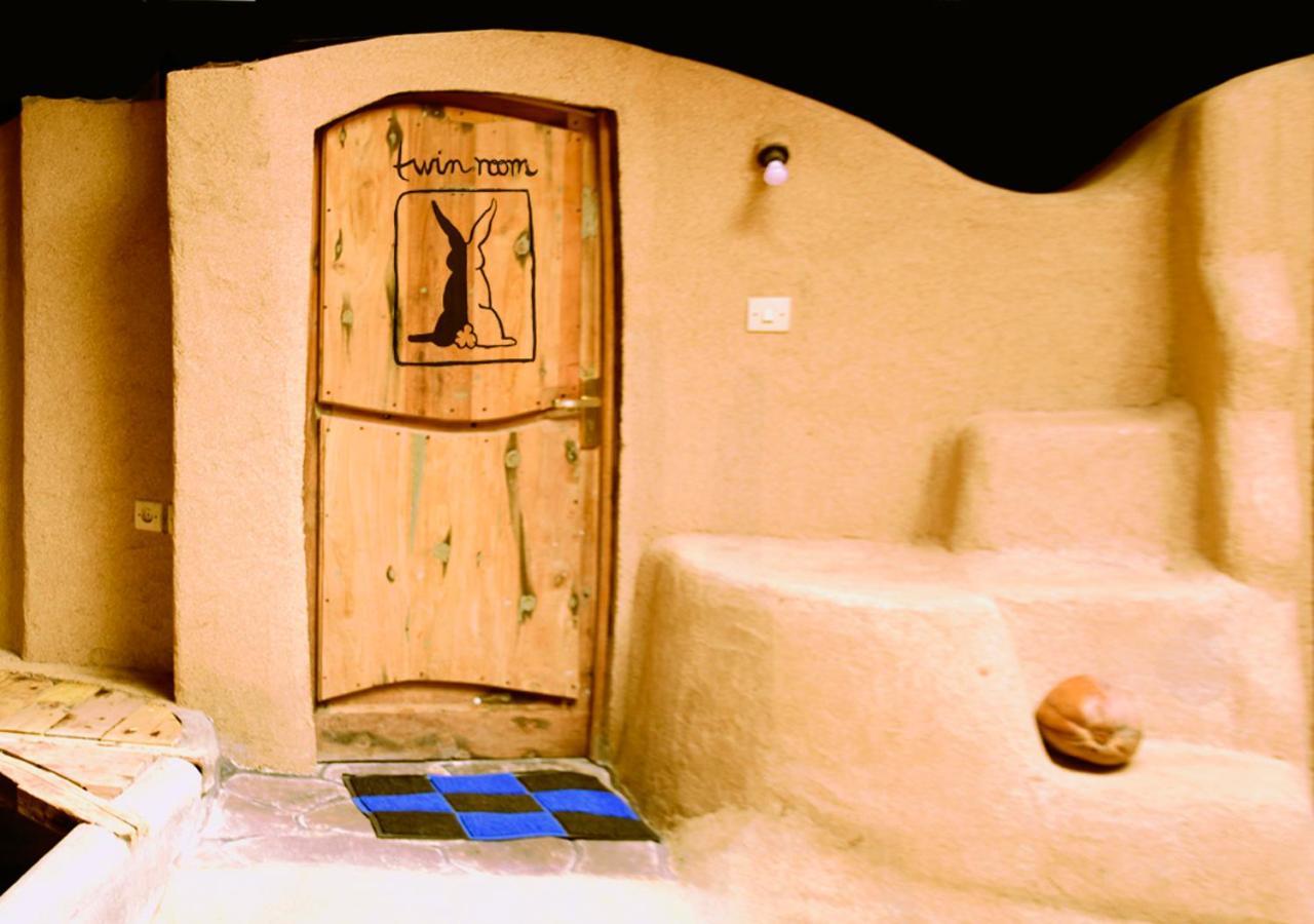 The Rabbit Tree Hostel Gili Meno Exterior foto
